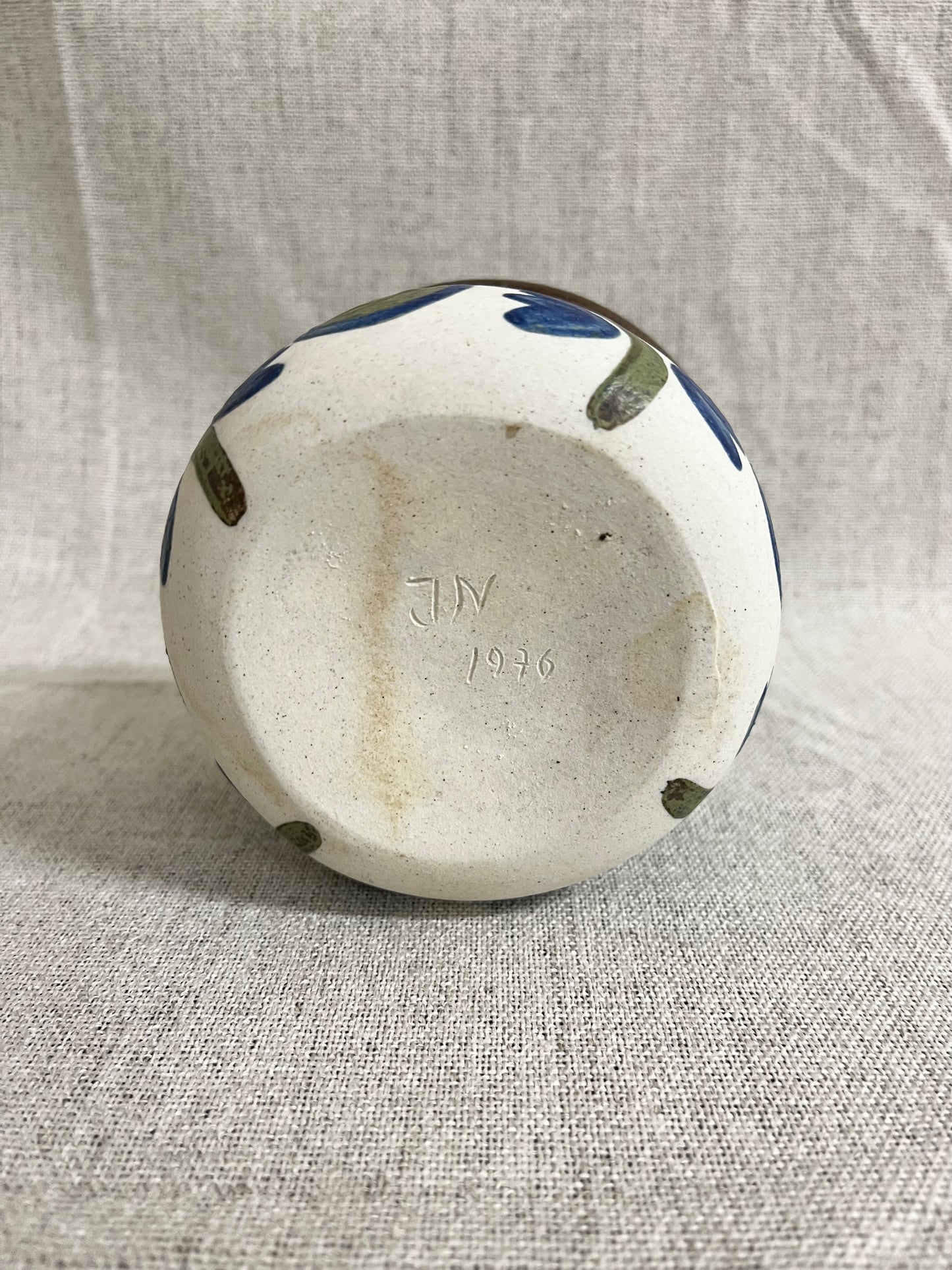 Estonian Ceramic Bowl by Ingrid Nõges