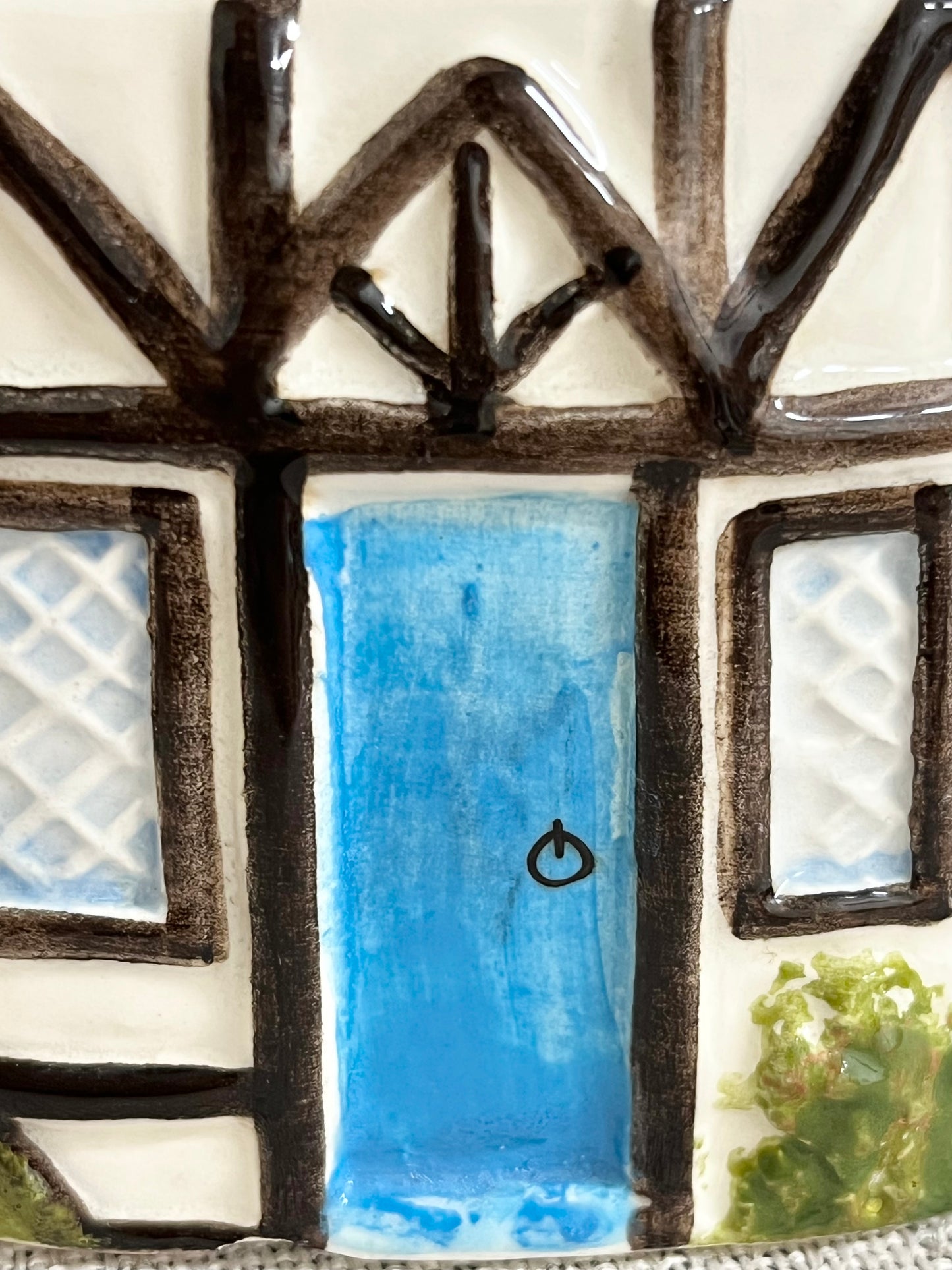 Hand-painted english cottage jar