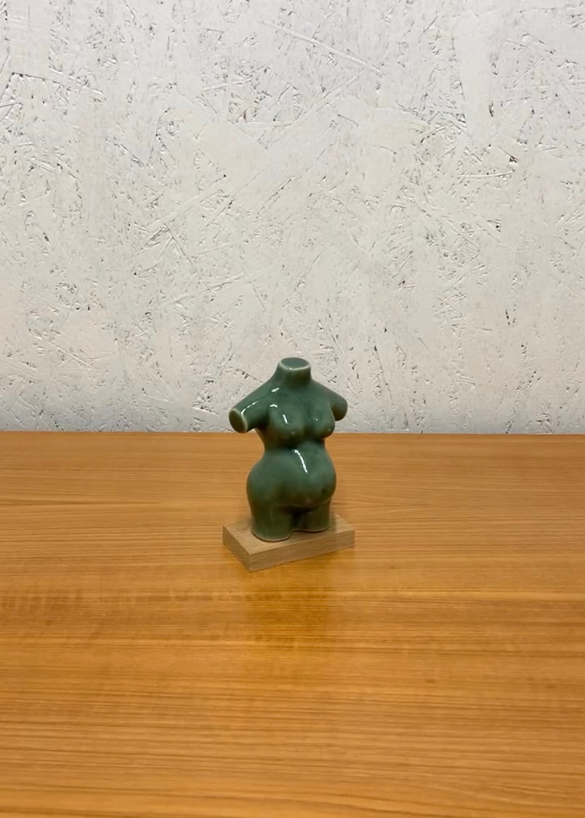“Saga” Green Ceramic Bust by Elinkeramik, Oskarshamn, Contemporary