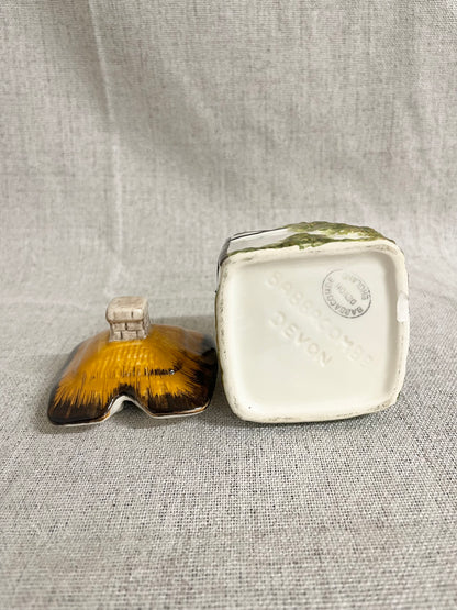 Hand-painted english cottage jar