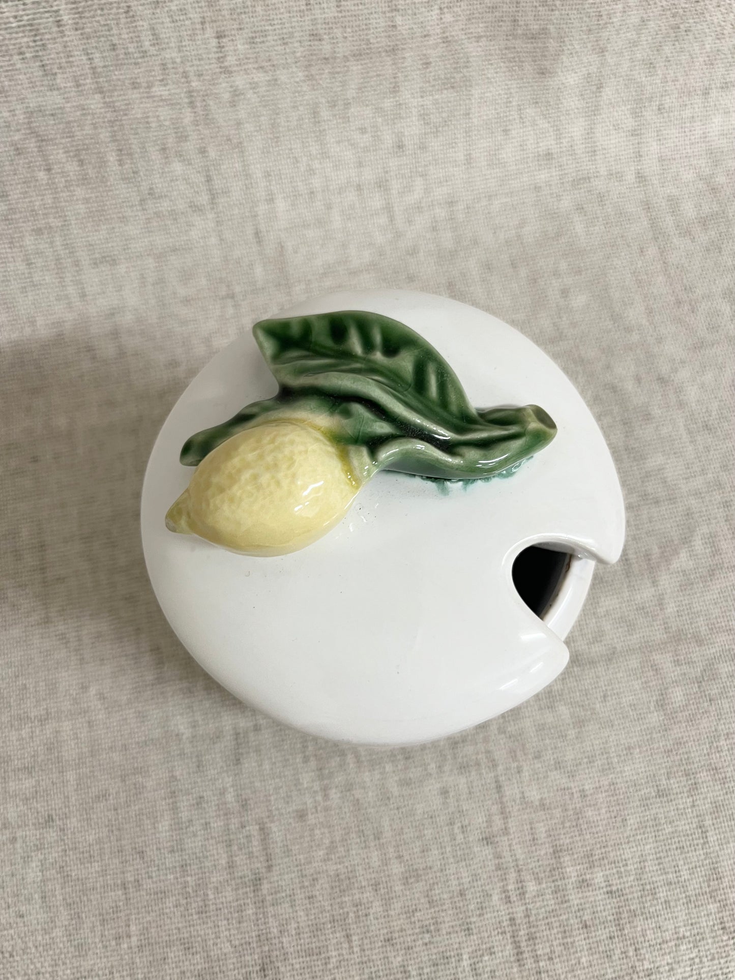 Bordallo Pinheiro lemon jar