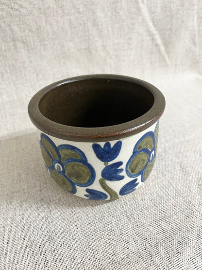 Estonian Ceramic Bowl by Ingrid Nõges