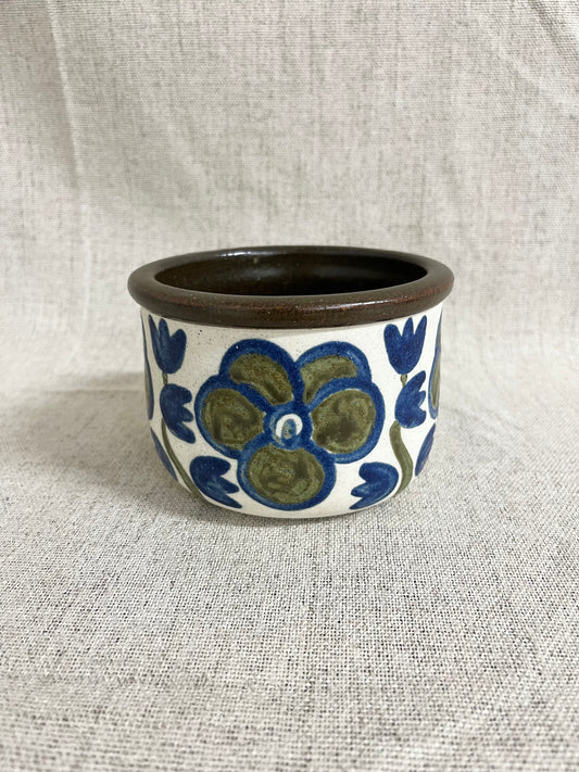 Estonian Ceramic Bowl by Ingrid Nõges