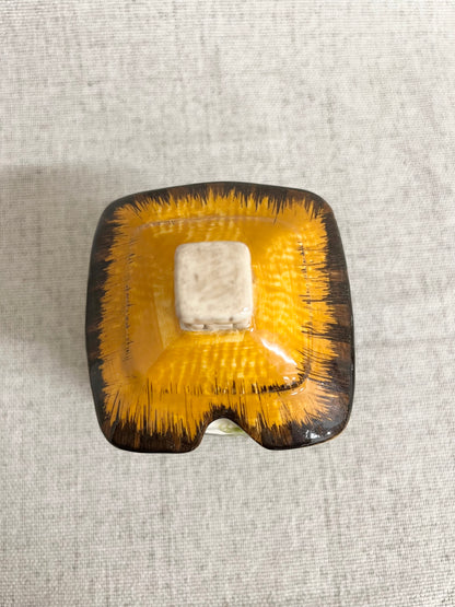 Hand-painted english cottage jar