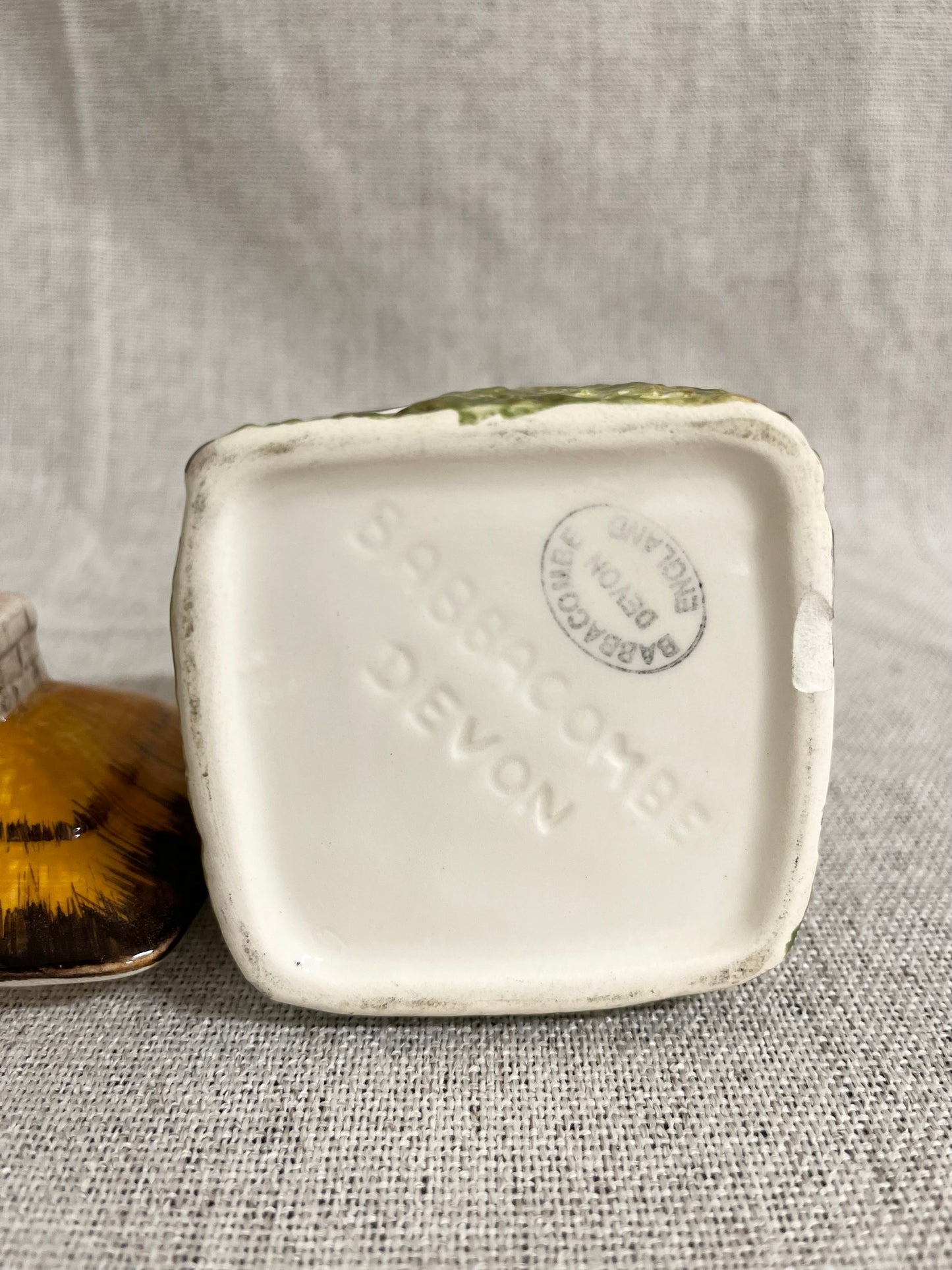 Hand-painted english cottage jar