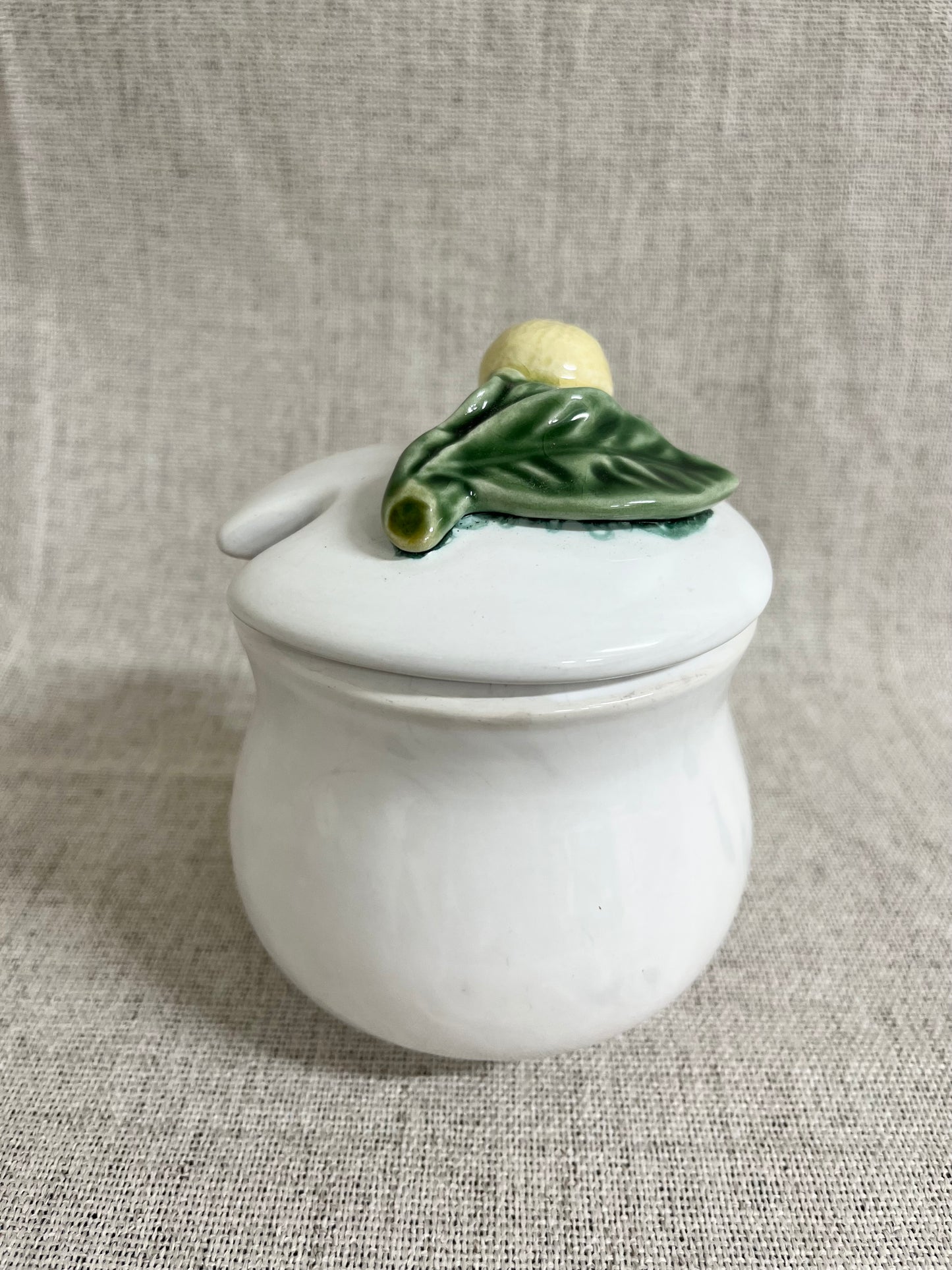 Bordallo Pinheiro lemon jar